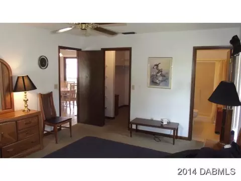 3014 Pine Tree Dr, Edgewater, FL 32141 photo 9