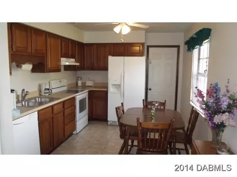 3014 Pine Tree Dr, Edgewater, FL 32141 photo 4