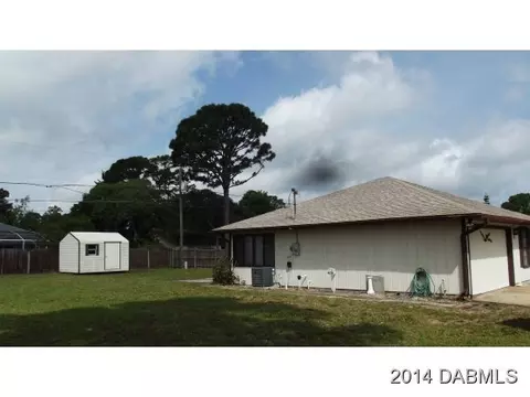 3014 Pine Tree Dr, Edgewater, FL 32141 photo 17