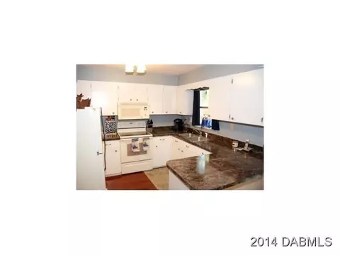 76 Dix Ave, Ormond Beach, FL 32174 photo 3