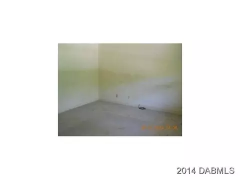 910 Woodmere Cir, Ormond Beach, FL 32174 photo 4