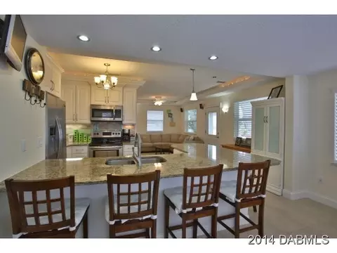 67 Brooks Dr, Ormond Beach, FL 32176 photo 4