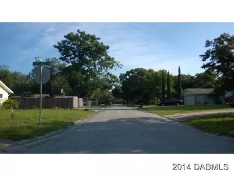 271 Linden St, Ormond Beach, FL 32174 photo 4