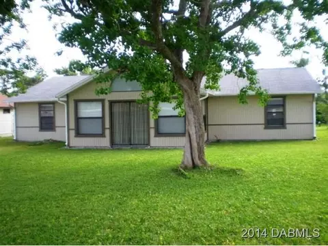 3023 Queen Palm Dr, Edgewater, FL 32141 photo 2