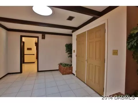 111 Fairway Dr, Ormond Beach, FL 32176 photo 2