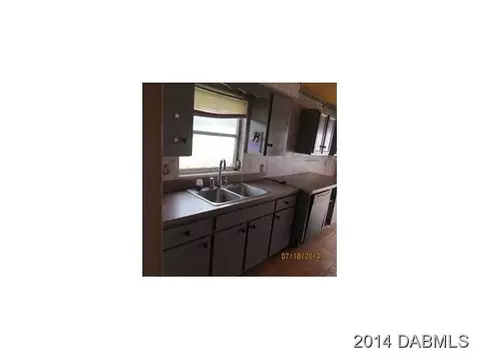 1709 Valencia Ave, Ormond Beach, FL 32174 photo 3