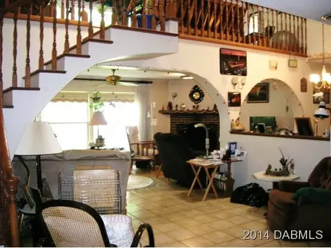 440 Palm Ave, Ormond Beach, FL 32174 photo 3