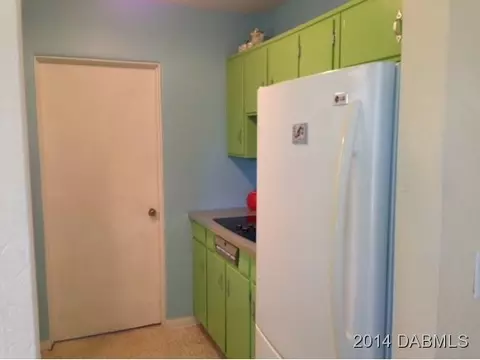 26 Seabreeze Dr, Ormond Beach, FL 32176 photo 8