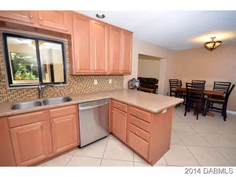 3108 Oak Ln, Edgewater, FL 32132 photo 6