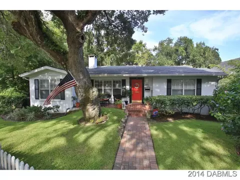 165 Riverside Dr, Ormond Beach, FL 32176 photo 1