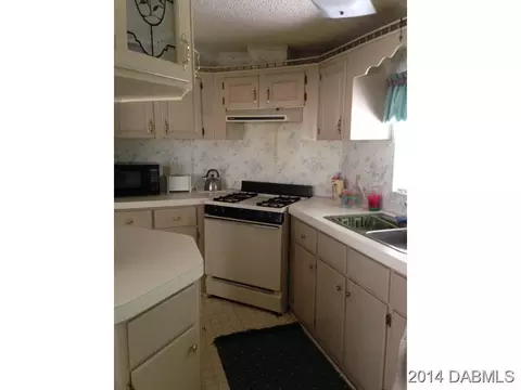 282 S Janice Ln, Ormond Beach, FL 32174 photo 2