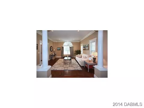9 Broadwater Dr, Ormond Beach, FL 32174 photo 4