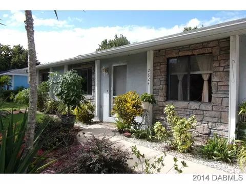 2824 Unity Tree Dr, Edgewater, FL 32141 photo 2