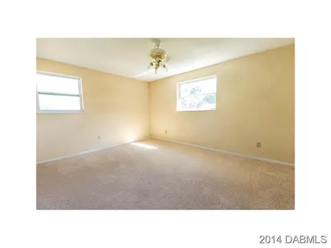 27 Silk Oaks Dr, Ormond Beach, FL 32176 photo 9