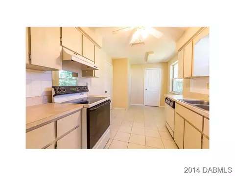 27 Silk Oaks Dr, Ormond Beach, FL 32176 photo 5