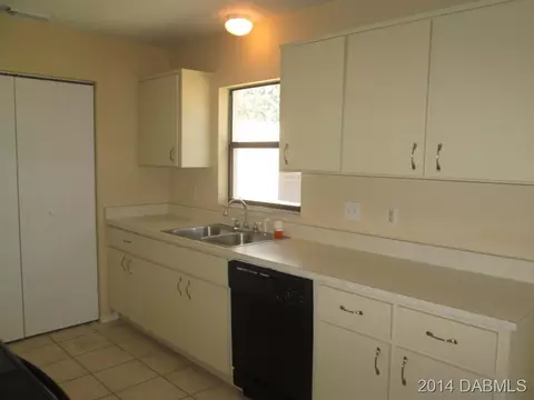429 Sandpiper Ct, Edgewater, FL 32141 photo 9