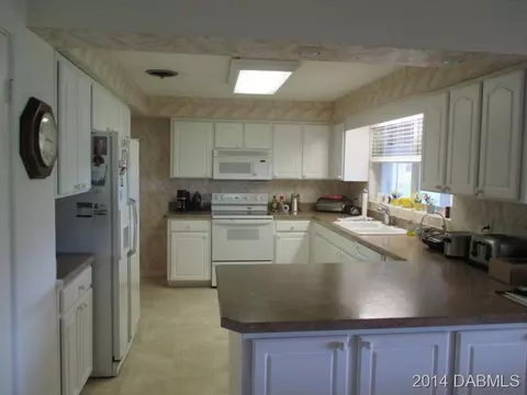 137 Windward Cir, Ormond Beach, FL 32176 photo 12