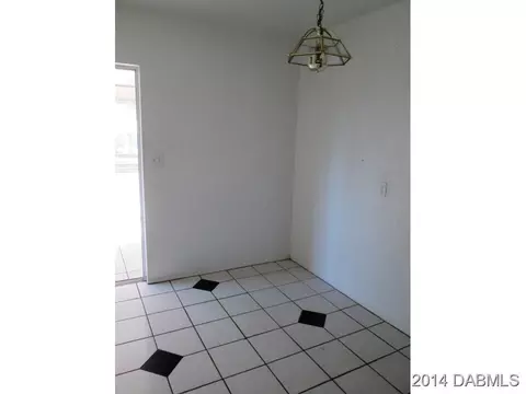 32 Seaview Dr, Ormond Beach, FL 32176 photo 4