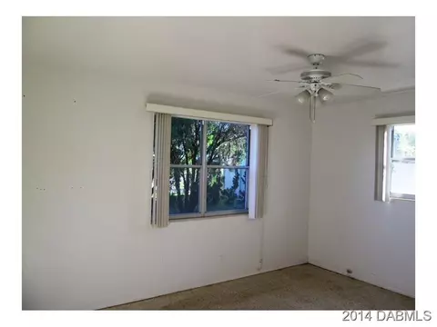 32 Seaview Dr, Ormond Beach, FL 32176 photo 8