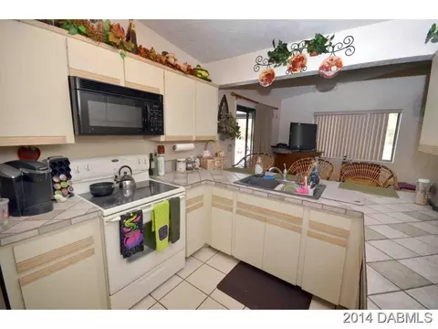 3580 Omni Cir, Edgewater, FL 32141 photo 3