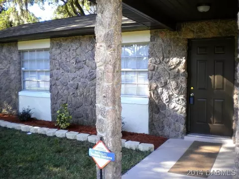 515 Laurel Dr, Ormond Beach, FL 32174 photo 2
