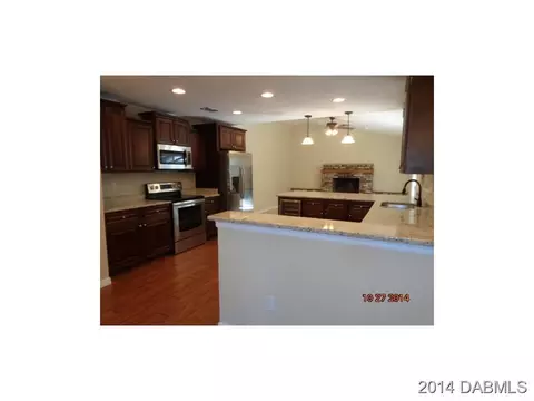 212 Riverbend Rd, Ormond Beach, FL 32174 photo 3