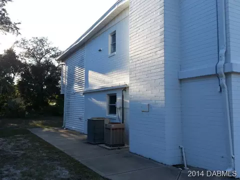 486 Pinewood St, Ormond Beach, FL 32176 photo 2