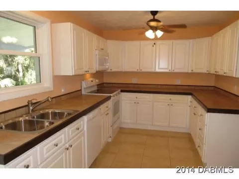 79 Benjamin Dr, Ormond Beach, FL 32176 photo 5