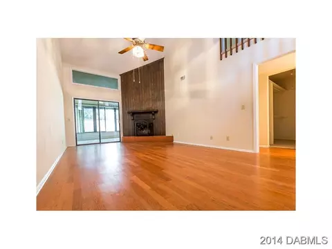14 Park Pl, Ormond Beach, FL 32174 photo 4