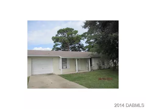 1012 Lake Ave, Edgewater, FL 32132 photo 1