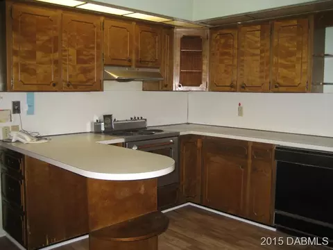 307 Daytona, Beach, FL 32118 photo 3