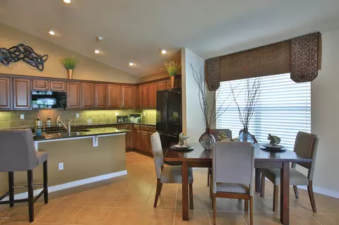 646 Elk River Dr, Ormond Beach, FL 32174 photo 9