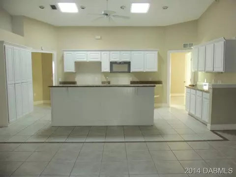 117 Avalon Dr, Ormond Beach, FL 32176 photo 3