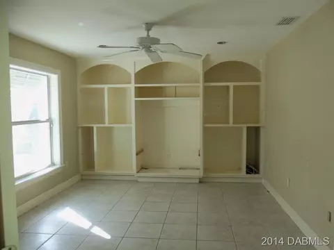 117 Avalon Dr, Ormond Beach, FL 32176 photo 5