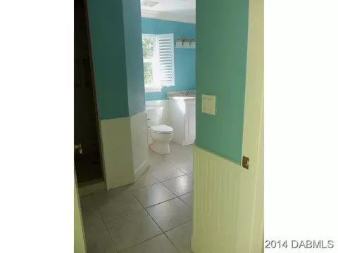 117 Avalon Dr, Ormond Beach, FL 32176 photo 8