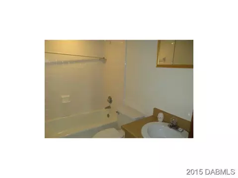 193 Cambridge Ct, Ormond Beach, FL 32174 photo 8