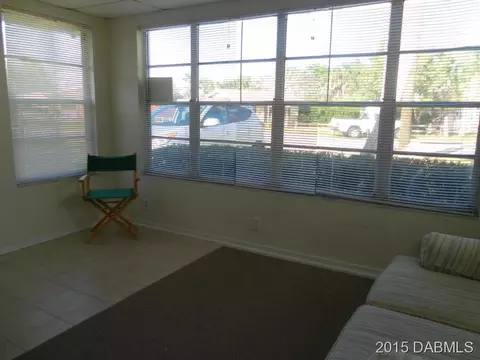22 Brooks Dr, Ormond Beach, FL 32176 photo 2