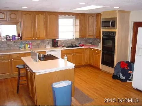 674 S Ridgewood Ave, Ormond Beach, FL 32174 photo 3