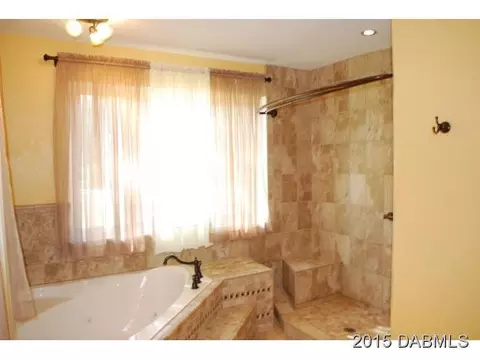 33 Warwick Ave, Ormond Beach, FL 32174 photo 8