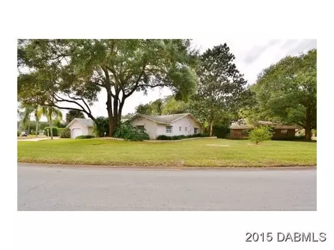 28 Oakmont Cir, Ormond Beach, FL 32174 photo 2