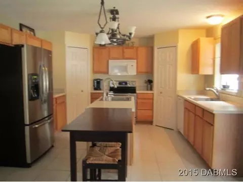 2214 Juniper Dr, Edgewater, FL 32141 photo 5