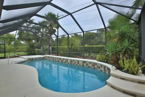 1536 Kilrush Dr, Ormond Beach, FL 32174 photo 5