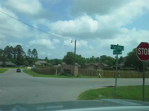 1652 Eagle St, Cantonment, FL 32533 photo 7