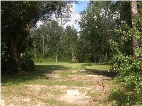 1652 Eagle St, Cantonment, FL 32533 photo 8