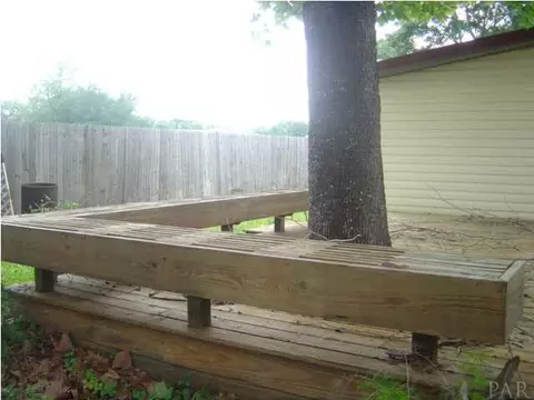 1876 Feldon Ln, Cantonment, FL 32533 photo 3
