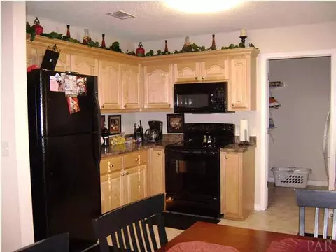5859 Cedar Tree Dr, Milton, FL 32570 photo 7