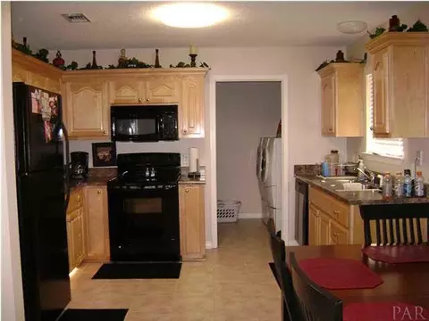 5859 Cedar Tree Dr, Milton, FL 32570 photo 6