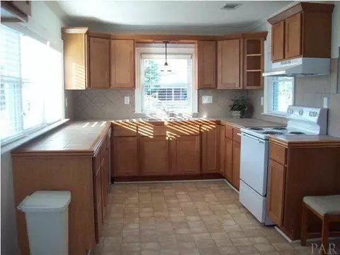 5025 Canal St, Milton, FL 32570 photo 2
