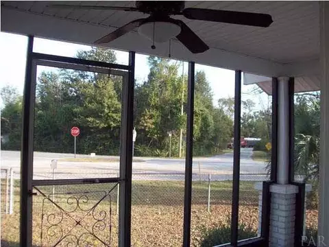 5025 Canal St, Milton, FL 32570 photo 7