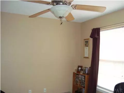 6237 Fox Run St, Milton, FL 32583 photo 6